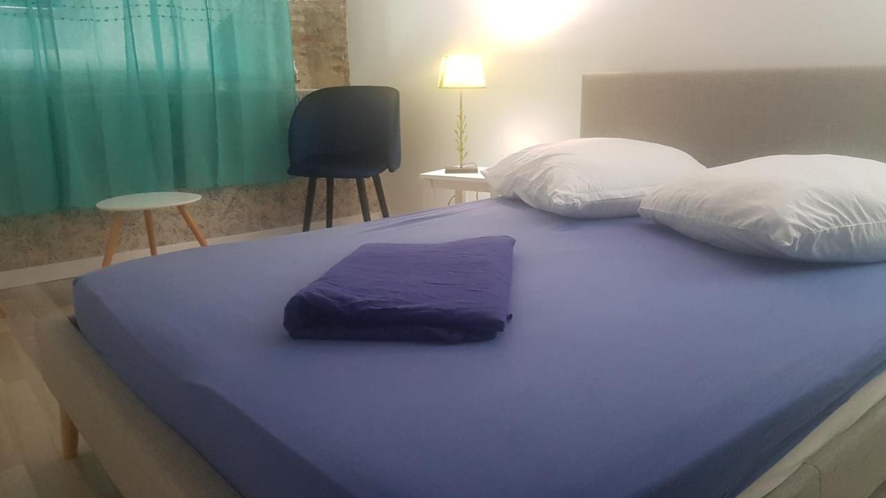 Tournus Castrum Romain- Loft 90M2 - 3 Etoiles - Petit Box Velo - 5Mn Autoroute Экстерьер фото